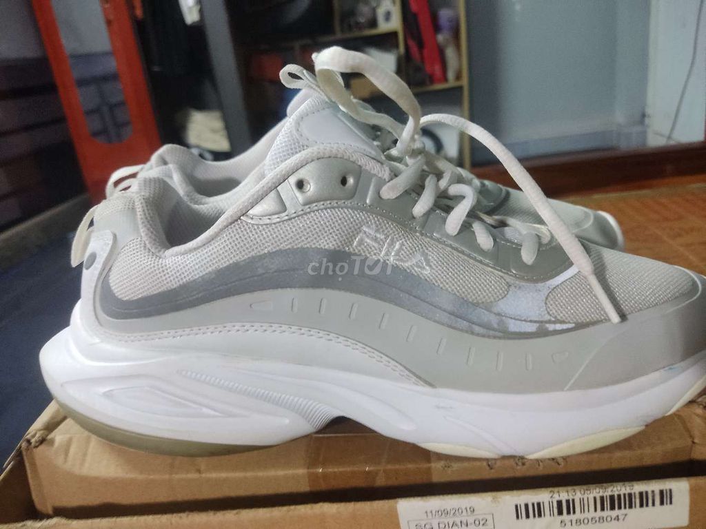 Mình có đôi fila muốn pass lại size 42