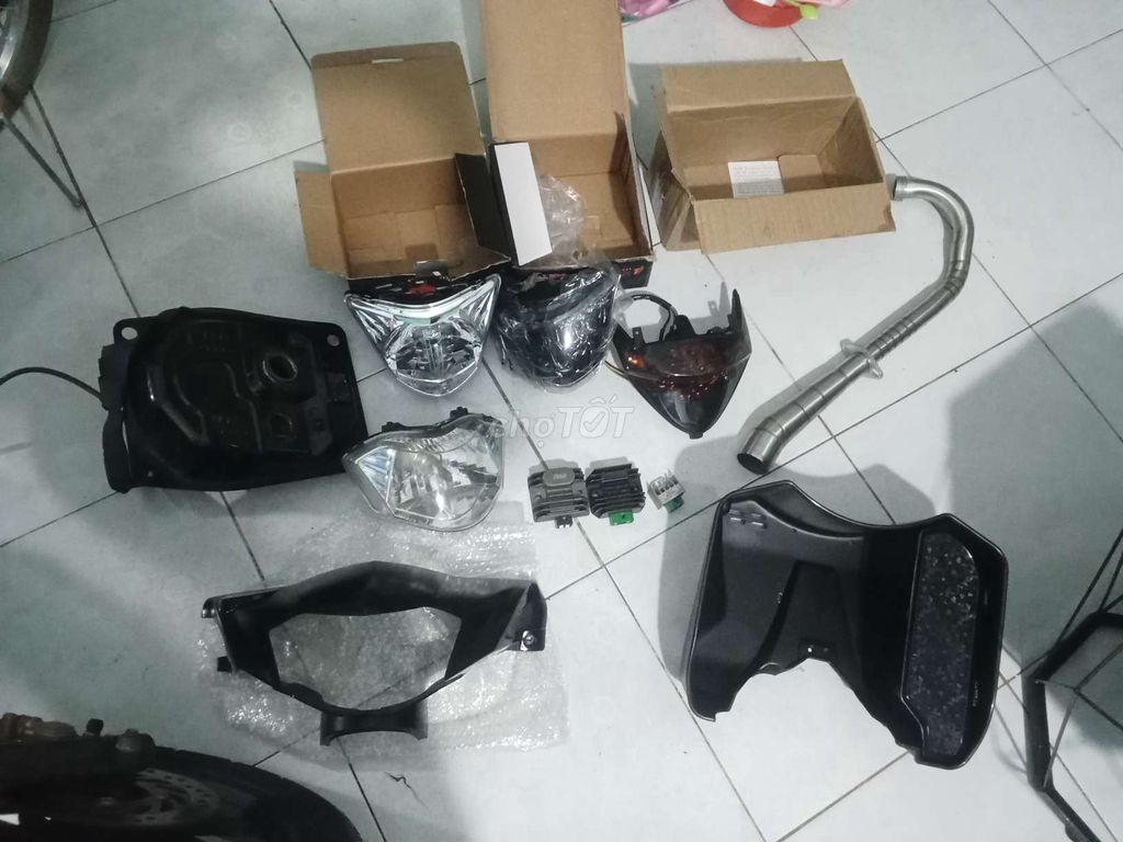 Cần bán lại ít đồ xe ex nhỏ mới có cũ có. Mua bán Phụ tùng xe tại Thành phố Dĩ An Bình Dương được đăng bởi xe máy 65 hình 2