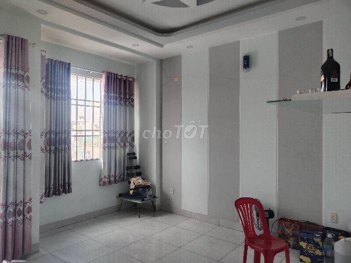 Bán Nhà Lê văn Quới 4 Tầng 98m²  4PN, Đường Xe Hơi 8m Thông. Gấp Bán