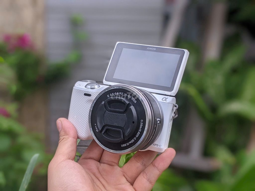 [Máy ảnh KTS] Sony NEX-5T Trắng kèm lens 16-50MM. Mua bán Máy ảnh, Máy quay tại Quận 6 Tp Hồ Chí Minh được đăng bởi may anh KTS hình 1