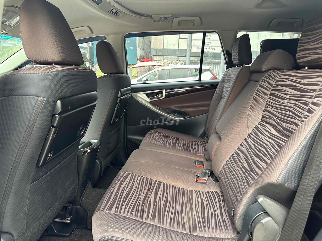 Toyota Innova 2020 Venturer - 35000 km 7c tự động. Mua bán Ô tô tại Quận Bình Thạnh Tp Hồ Chí Minh được đăng bởi phuongneo hình 7