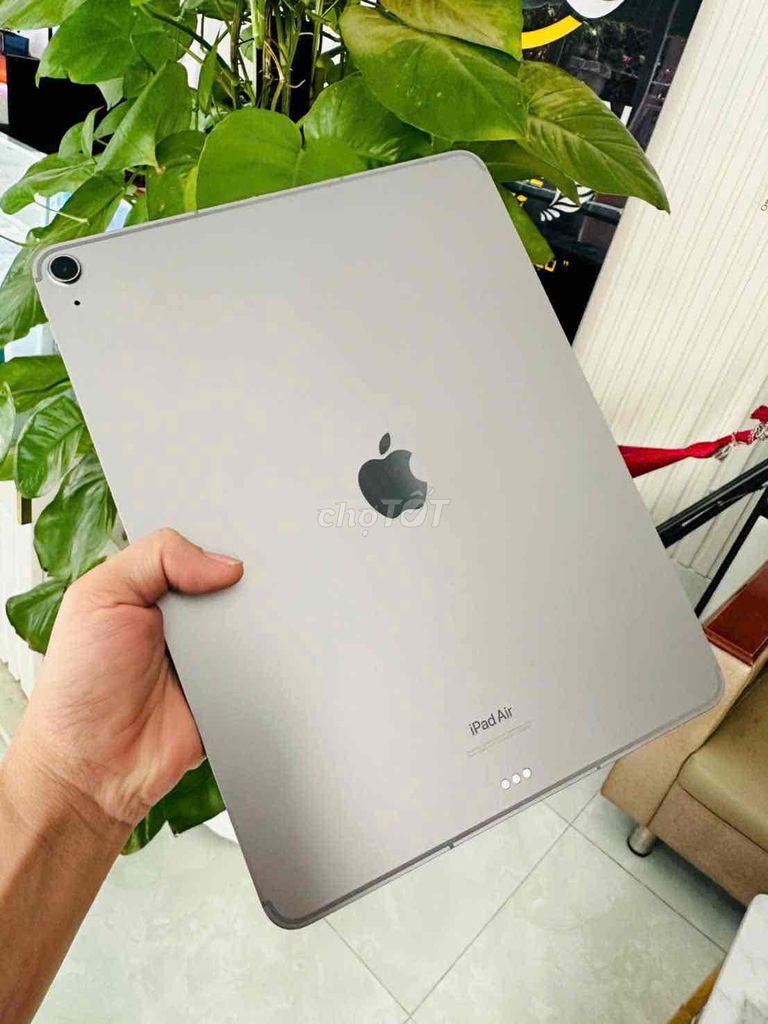 Apple iPad Air 6 M2 128GB 13 inch /5G pin100 xạc40. Mua bán Máy tính bảng tại Thành phố Biên Hòa Đồng Nai được đăng bởi Oanh Hoang hình 1