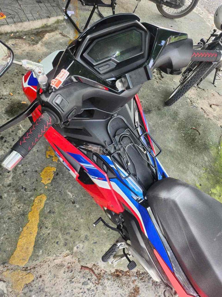 Honda Winner X 2020 150 ABS Đỏ trắng xanh. Mua bán Xe máy tại Huyện Bình Chánh Tp Hồ Chí Minh được đăng bởi Lâm mobiphone hình 3