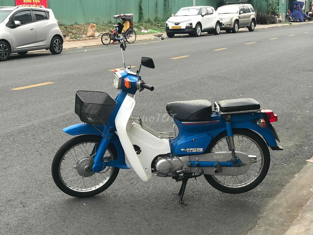 Honda Cub 82/90cc . Bs đẹp . Giấy tờ đầy đủ