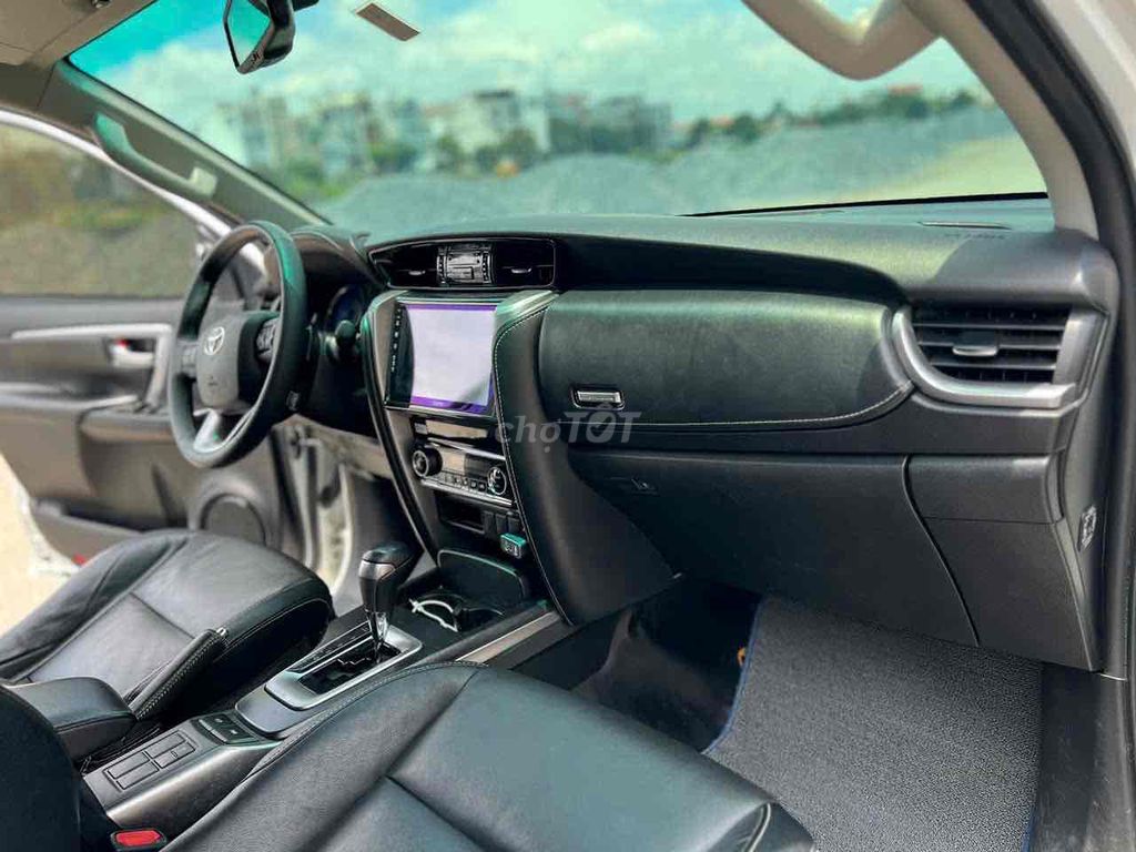 Toyota Fortuner 2023 2.4L 4x2 AT - 68000 km. Mua bán Ô tô tại Quận 3 Tp Hồ Chí Minh được đăng bởi KHANGDX hình 15