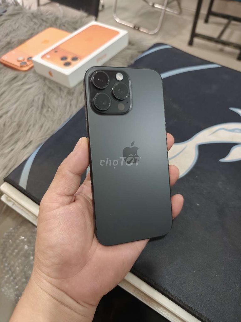  iPhone 16 Pro Max 256GB Đen quốc tế . Mua bán Điện thoại tại Quận Bình Thạnh Tp Hồ Chí Minh được đăng bởi Hoàng Giang hình 1