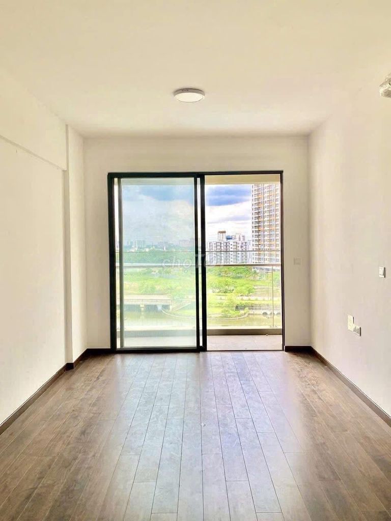 Bán căn 78m2 Mp678 tầng trung kênh đào 4.4 tỷ, sổ sẵn