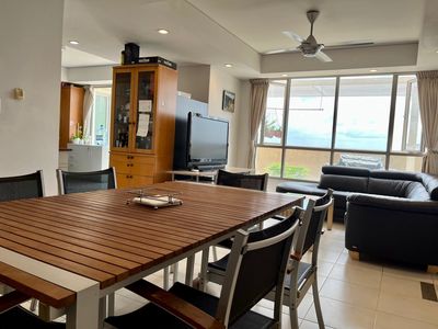 Bán căn hộ chung cư Đất Phương Nam, 141m2, 3PN, căn góc, 7.6 tỷ