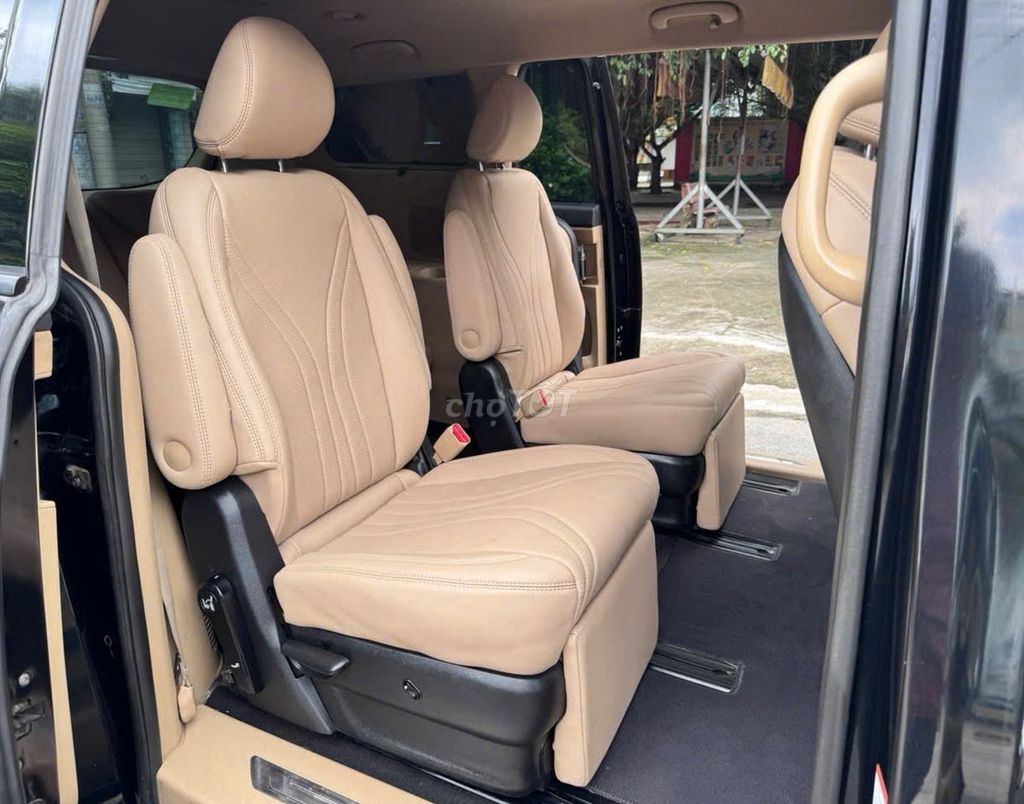 Kia Sedona 2020 2.2 máy dầu cực zin. Mua bán Ô tô tại Thành phố Thủ Dầu Một Bình Dương được đăng bởi Oto An Suong hình 8