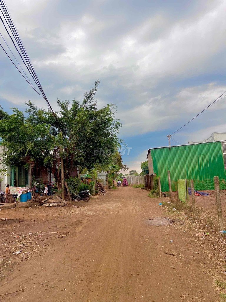 ĐẤT EBAR-NGAY CHỢ, TRƯỜNG HỌC-500M2. Mua bán đất tại Huyện Buôn Đôn Đắk Lắk được đăng bởi Phương nhà đất hình 1