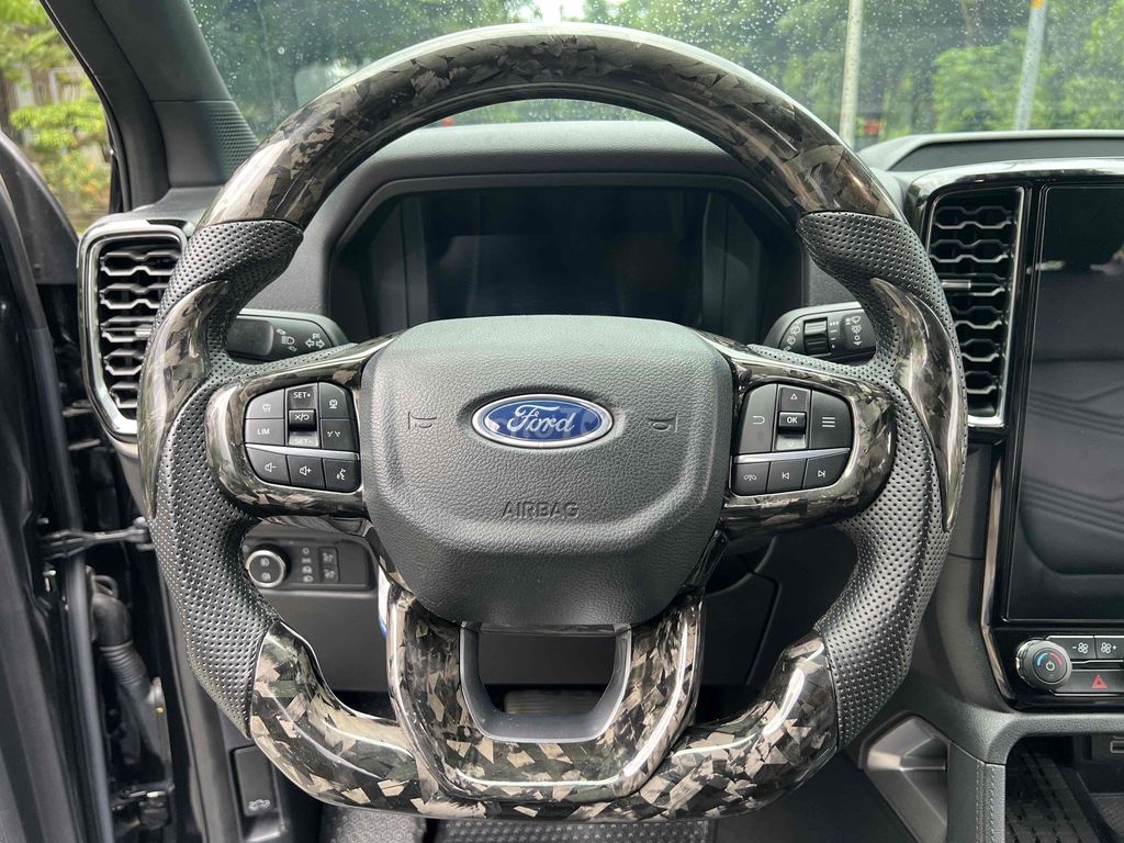 Everest Titanium 2023 4x4 - có thương lượng mạnh. Mua bán Ô tô tại Quận 12 Tp Hồ Chí Minh được đăng bởi Toàn Thắng Xe Ford  hình 15