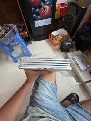 Apple iPad Gen 8 Wifi 32GB Bạc