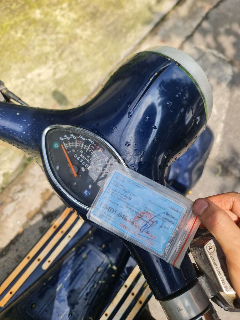 Xe điện vespa cổ giấy tờ đầy đủ. Mua bán Xe điện tại Quận Bình Tân Tp Hồ Chí Minh được đăng bởi nguyễn đình thắng hình 4