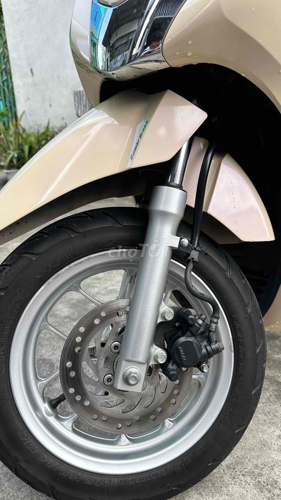 Honda Lead 125 2018 Smartkey Vàng kem. Mua bán Xe máy tại Quận Ninh Kiều Cần Thơ được đăng bởi Cửa Hàng Xe Nhật Tài hình 6