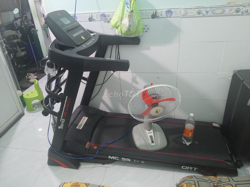 Máy chạy bộ Yoshiko MC55 Đen đã sử dụng