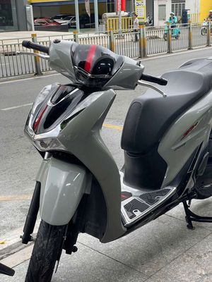 Honda SH 160 ABS 2024 mới 90% Bstp chính chủ. Mua bán Xe máy tại Quận Tân Phú Tp Hồ Chí Minh được đăng bởi Tuanduy