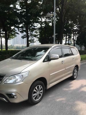 bán Innova 2016 chính chủ mua từ mới xe cực đẹp