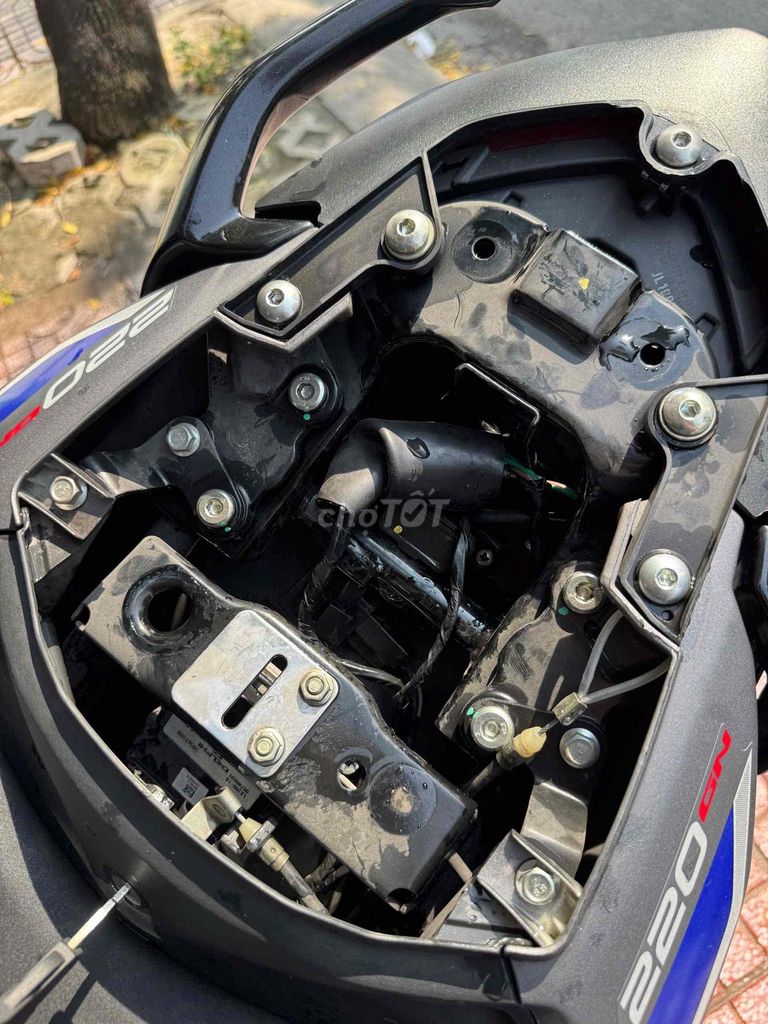 GPX Razer 220 Đkld 2025 odo 118km chính chủ biển61. Mua bán Xe máy tại Huyện Bình Chánh Tp Hồ Chí Minh được đăng bởi Phong Vũ hình 6