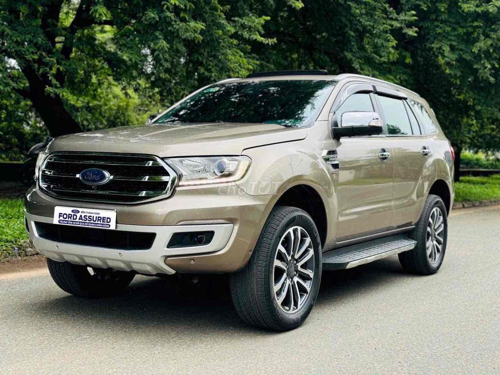 Ford Everest 2018 2 cầu chất đẹp bảo dưỡng đầy đủ