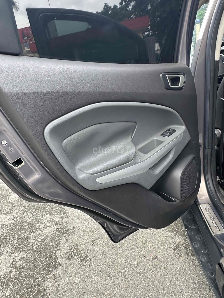 Ford EcoSport 2017 1.5L Titanium AT - 105 km. Mua bán Ô tô tại Thành phố Biên Hòa Đồng Nai được đăng bởi Nam Nguyễn hình 3
