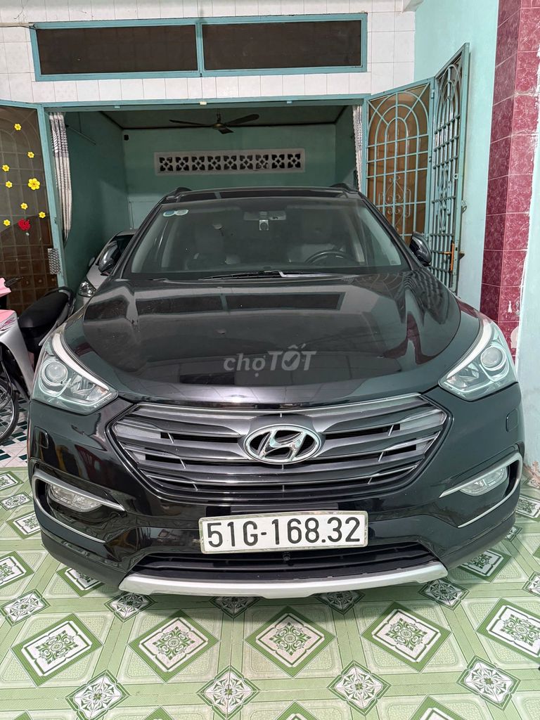 Hyundai Santa Fe 2017 2.4 AT 4 WD - 130000 km. Mua bán Ô tô tại Quận Bình Tân Tp Hồ Chí Minh được đăng bởi Nguyễn Đình Trí hình 2