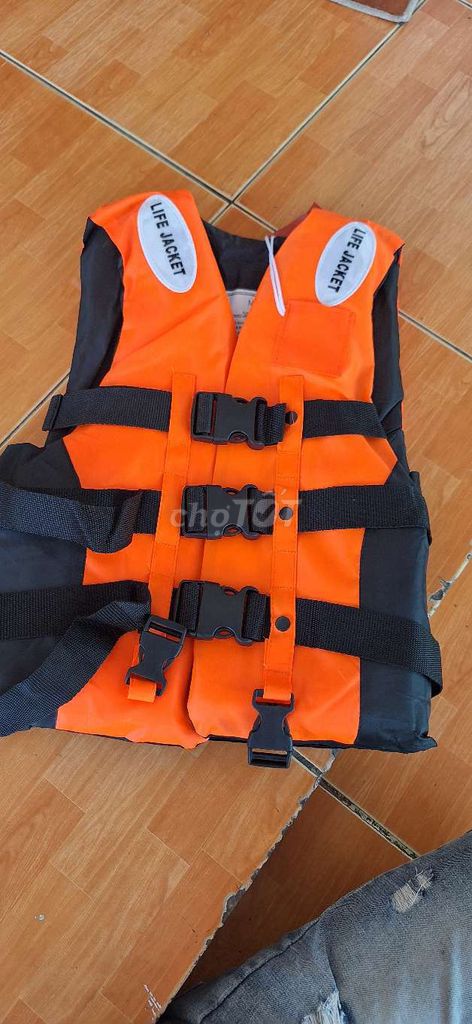 Áo phao cả nam và nữ size M. Mua bán Quần áo tại Huyện Gò Dầu Tây Ninh được đăng bởi Phố hình 1