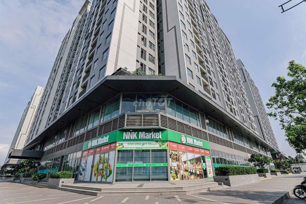 Bán Gấp SHOPHOUSE Mặt Tiền Giá 7.4x Tỉ ,DT 107m2, Mặt Chính WESTGATE