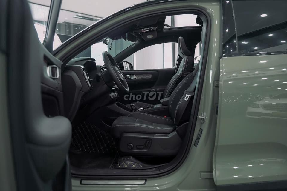 🔺Volvo XC40 Ultimate B5 AWD Model 2025 như mới. Mua bán Ô tô tại Quận 7 Tp Hồ Chí Minh được đăng bởi Tung hình 9