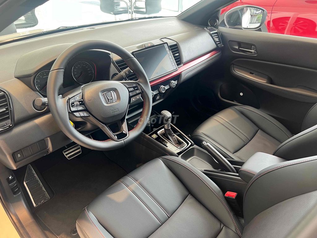 Honda City RS Km 66, kèm phụ kiện, cho vay 85% gia. Mua bán Ô tô tại Quận 7 Tp Hồ Chí Minh được đăng bởi Honda Ôtô Quận 7 hình 3