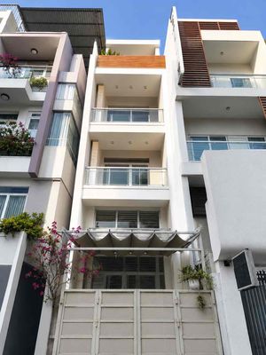 Nhà phố 45 m² · 4 PN · Đường 3 Tháng 2