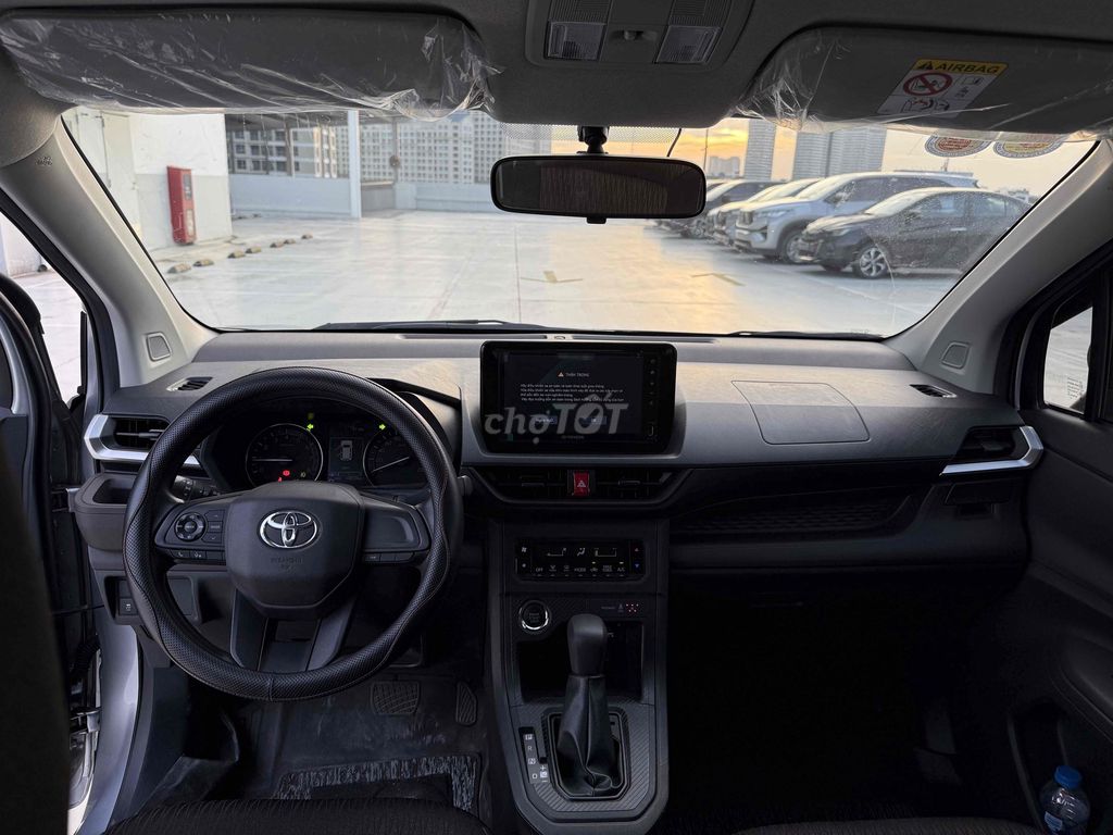 Toyota Avanza Premio 2025 1.5G Bạc 10.800 km. Mua bán Ô tô tại Quận Bình Thạnh Tp Hồ Chí Minh được đăng bởi Công Sang hình 12