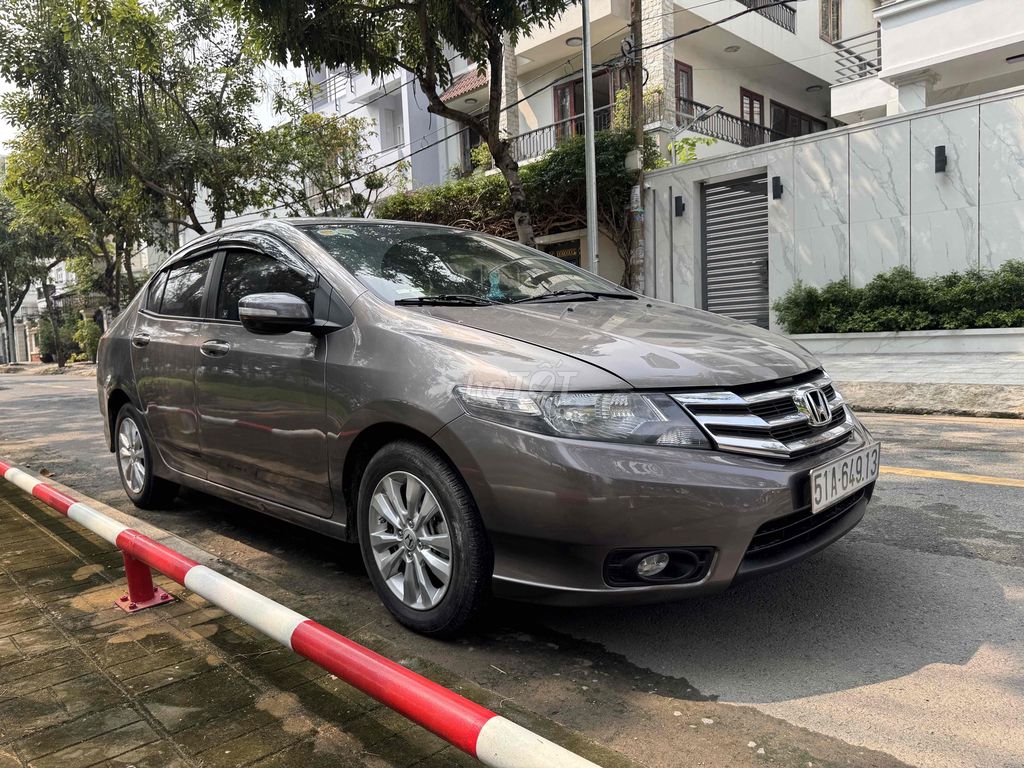 Honda City 2013 Tự động 103000 km. Mua bán Ô tô tại Huyện Bình Chánh Tp Hồ Chí Minh được đăng bởi Bảo My hình 4