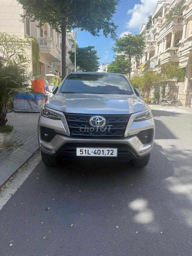 Toyota Fortuner 2022 2.4 4x2 MT - 90000 km. Mua bán Ô tô tại Quận 8 Tp Hồ Chí Minh được đăng bởi trung nam  hình 4