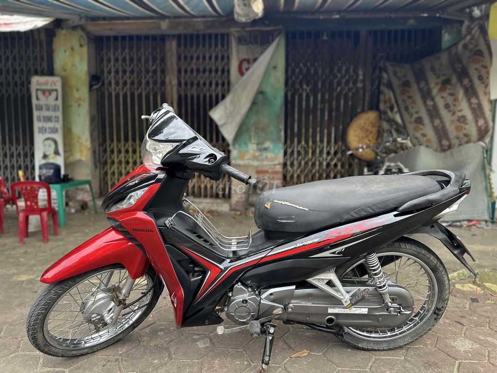 honda wave Rsx Fi phun xăng điện tử 2018. Mua bán Xe máy tại Thành phố Nam Định Nam Định được đăng bởi xe máy Trần Trung Bil 7002 hình 2