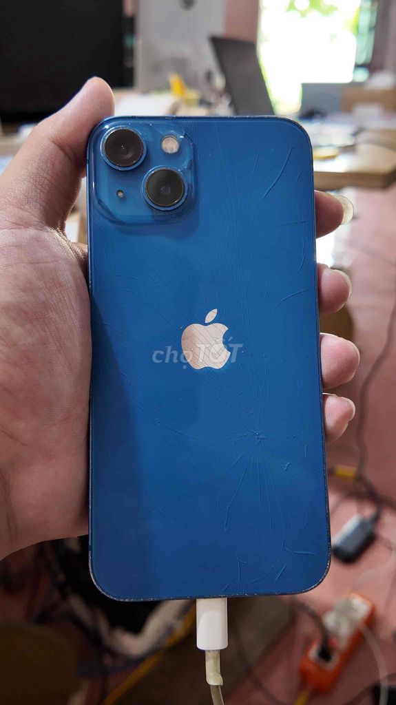 Apple iPhone 13 Xanh Lock Vỡ lưng. Mua bán Điện thoại tại Huyện Đông Anh Hà Nội được đăng bởi Quang Huy Phạm hình 1