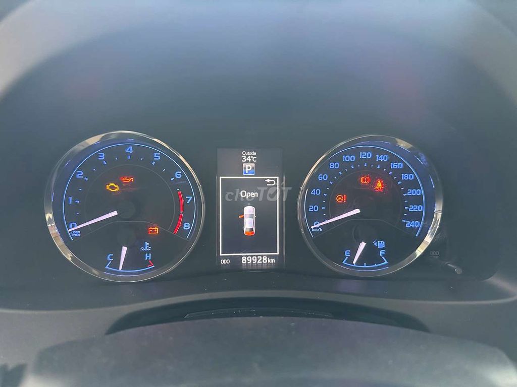 Toyota Corolla Altis 2018 1.8G, màu đen,89.000 km. Mua bán Ô tô tại Thành phố Thủ Đức Tp Hồ Chí Minh được đăng bởi Son Do hình 8