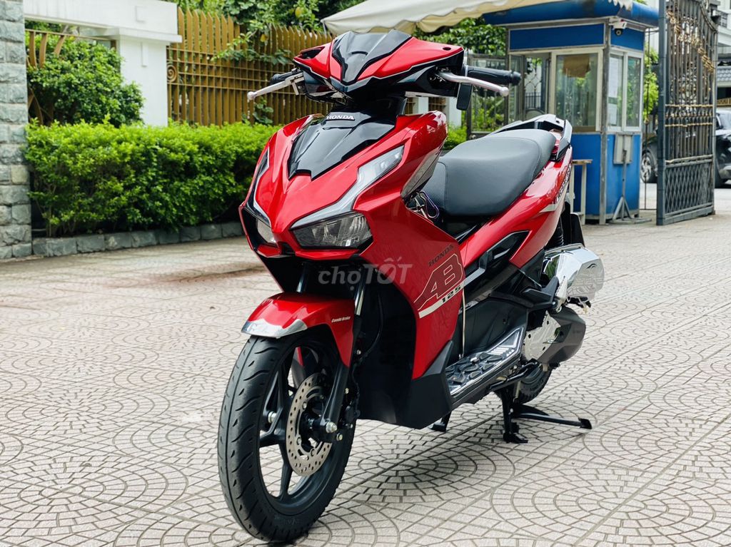 HONDA AIR BLADE 125 FI BẢN  ĐỜI MỚI NHẤT 223. Mua bán Xe máy tại Quận Nam Từ Liêm Hà Nội được đăng bởi VIỆT ANH hình 5