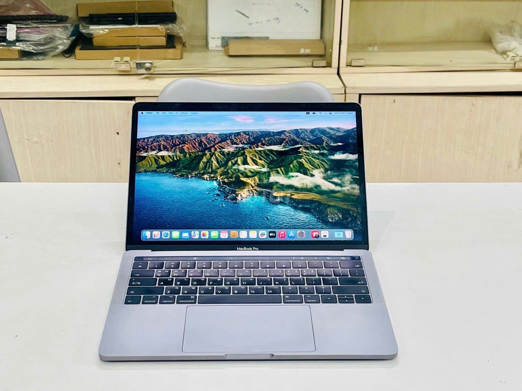 Macbook Pro 2017 Core i5 SSD 512Gb TouchBar Xám. Mua bán Laptop tại Quận Hải Châu Đà Nẵng được đăng bởi LAPTOP CỦ GIÁ RẺ ĐÀ NẴNG hình 1