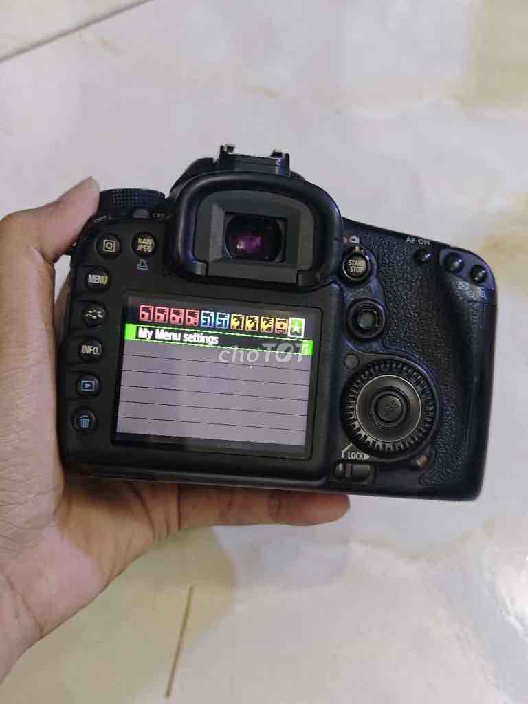 Máy ảnh Canon 7D Đen. Mua bán Máy ảnh, Máy quay tại Quận Ba Đình Hà Nội được đăng bởi Thanh Hải hình 1