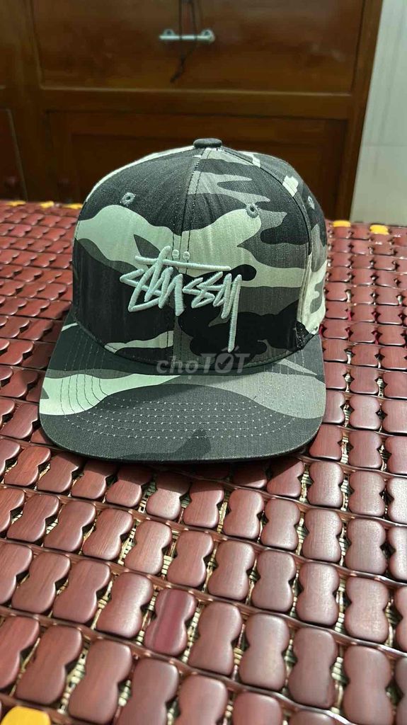 Mũ lưỡi trai Stussy Rằn ri Vải. Mua bán Phụ kiện thời trang khác tại Huyện Châu Phú An Giang được đăng bởi Nguyễn Duy Tài hình 1