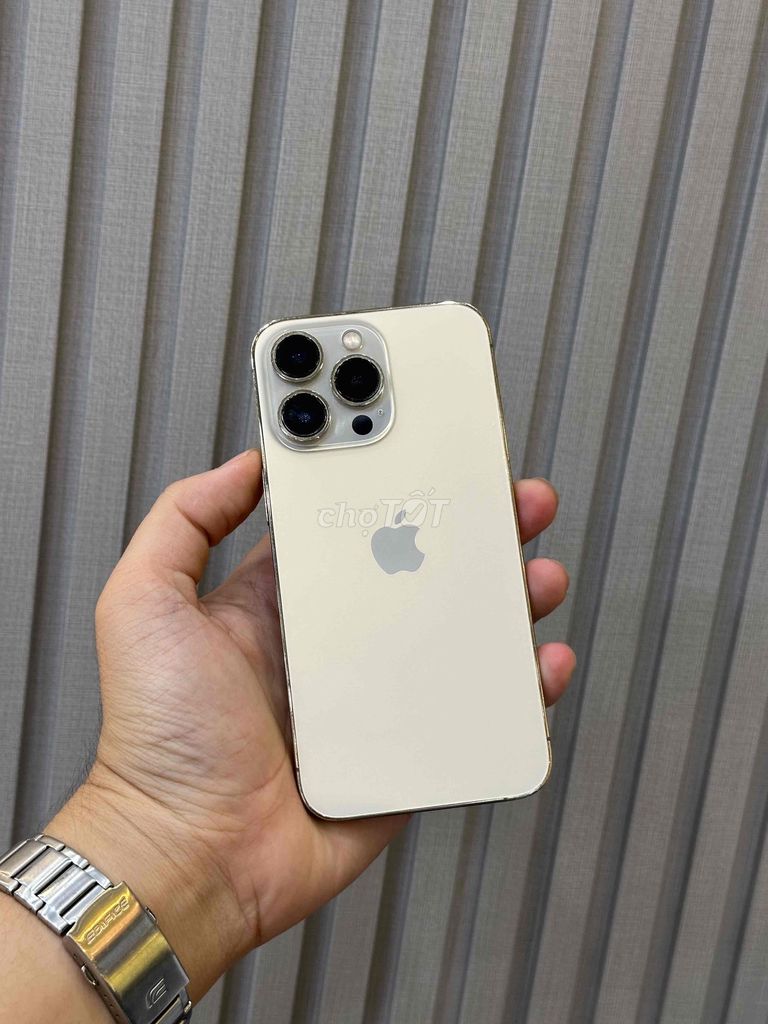 IPhone 13 Pro 128GB Gold VN Pin New chip A15 98%. Mua bán Điện thoại tại Quận Ninh Kiều Cần Thơ được đăng bởi Quý Mobile Cần thơ hình 1