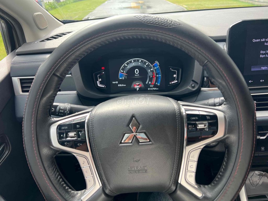 Mitsubishi Xpander 2023 Cross 1.5 AT - 14000 km. Mua bán Ô tô tại Quận 8 Tp Hồ Chí Minh được đăng bởi Sơn Nguyễn  hình 1