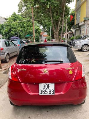 Suzuki Swift 2015 1.4 AT - 90000 km. Mua bán Ô tô tại Quận Tây Hồ Hà Nội được đăng bởi Nguyễn phuơng thuý