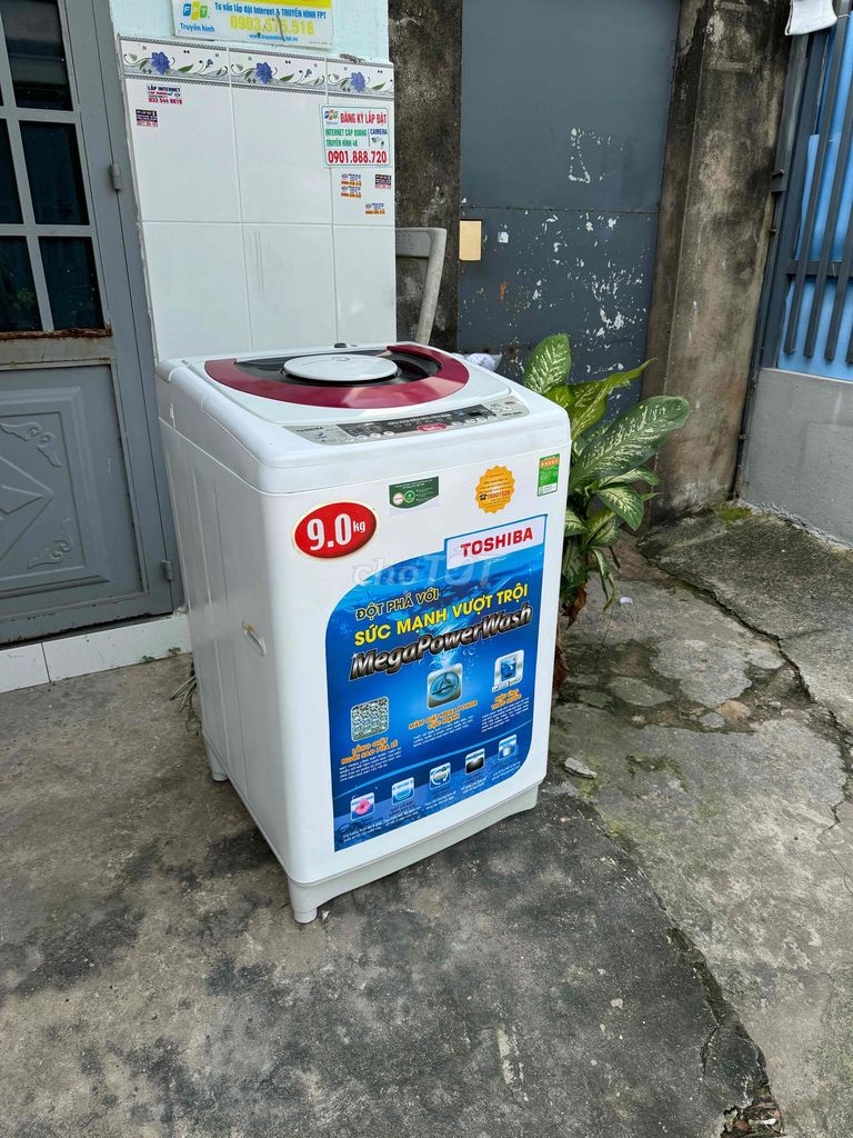 cần bán máy giặt toshiba 9kg chạy êm