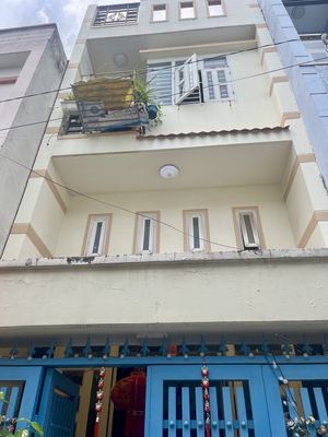NHÀ BẾN VÂN ĐỒN Q4- 3 LẦU ĐÚC- 40m2 - HẺM ĐẸP - CHỈ 5 TỶ. Mua bán nhà ở tại Quận 4 Tp Hồ Chí Minh được đăng bởi Phước thịnh Đặng