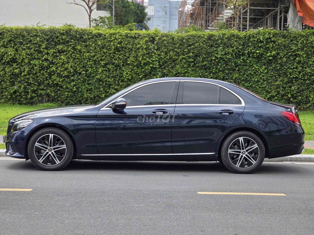 Mercedes Benz C180 2020. Mua bán Ô tô tại Quận Bình Tân Tp Hồ Chí Minh được đăng bởi Lê Minh Quý hình 4