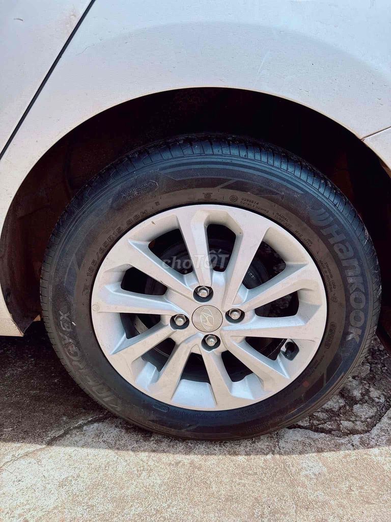 Hyundai Accent 2018 1.4 MT - 120000 km. Mua bán Ô tô tại Huyện Đắk Mil Đắk Nông được đăng bởi Tuan hình 20