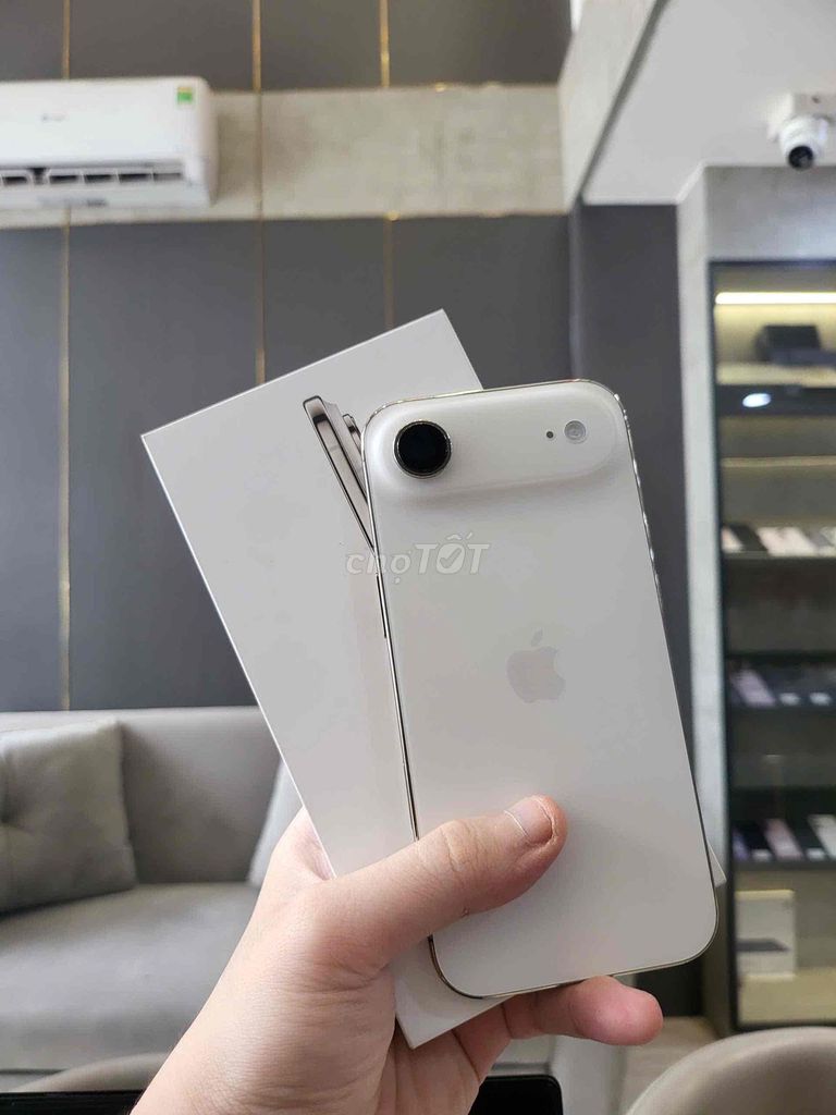 Apple iPhone Air 256GB Gold Like New - Chính Hãng. Mua bán Điện thoại tại Quận 8 Tp Hồ Chí Minh được đăng bởi CA REM BÁN TÁO hình 1