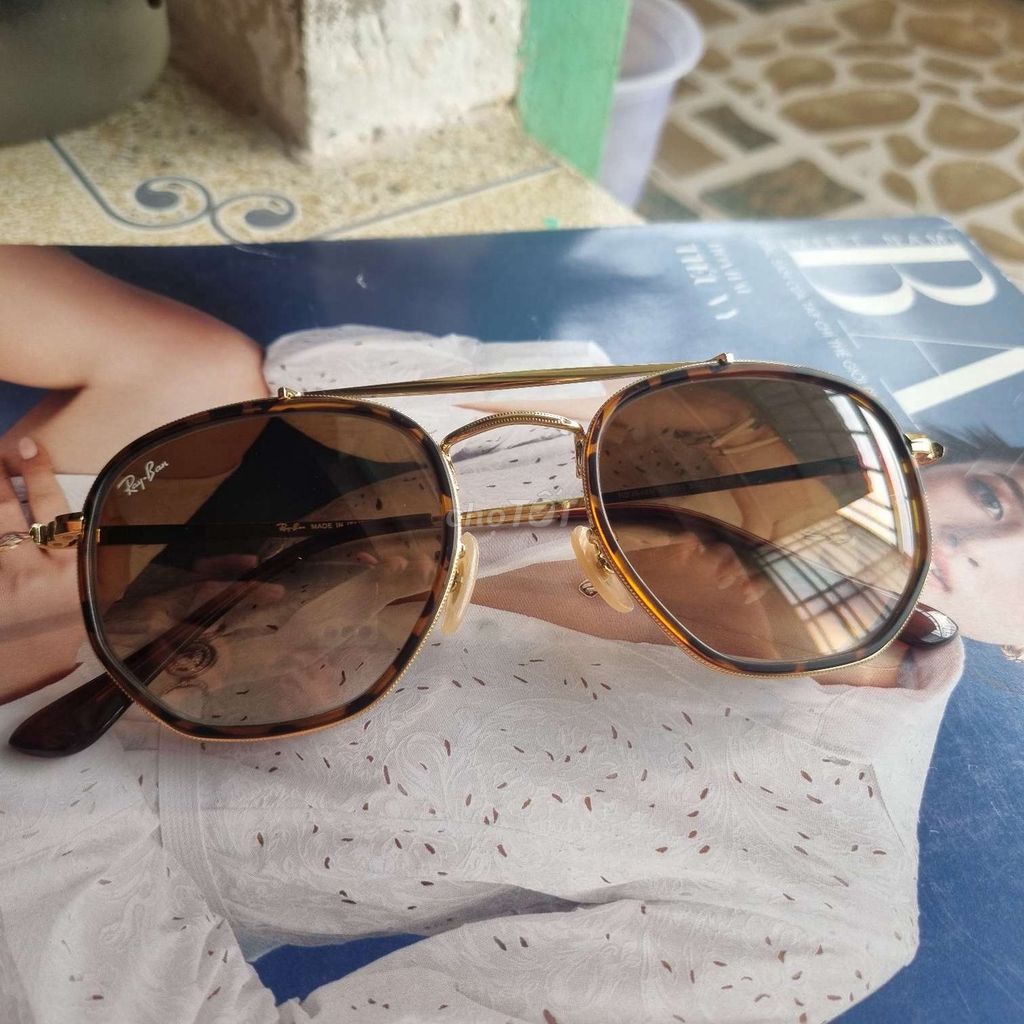 Kính Rayban Tròng thủy tinh Polarize