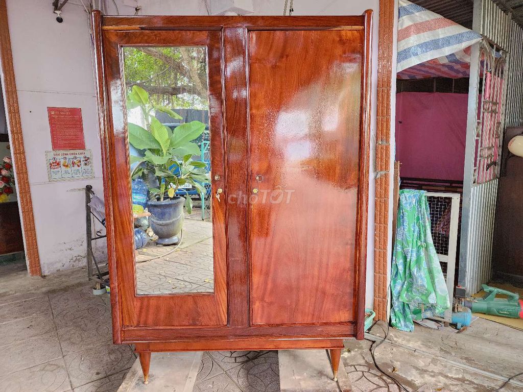 Tủ áo chân đồng xưa. Mua bán Tủ, kệ gia đình tại Quận Bình Thuỷ Cần Thơ được đăng bởi Cường Đồ Gổ Cũ Xưa hình 1